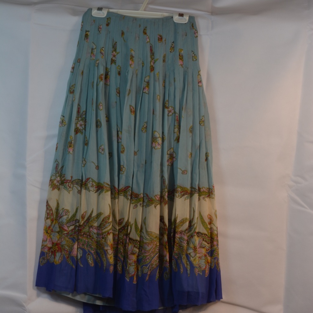 100% Silk Coldwater Creek Skirt Size 4 NWOT